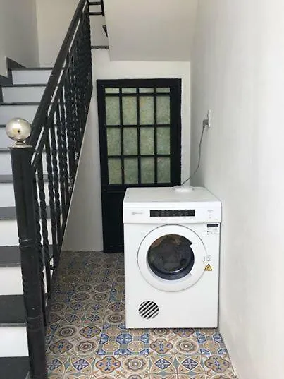 Bella Apartment My Khe Beach Da Nang 2*,