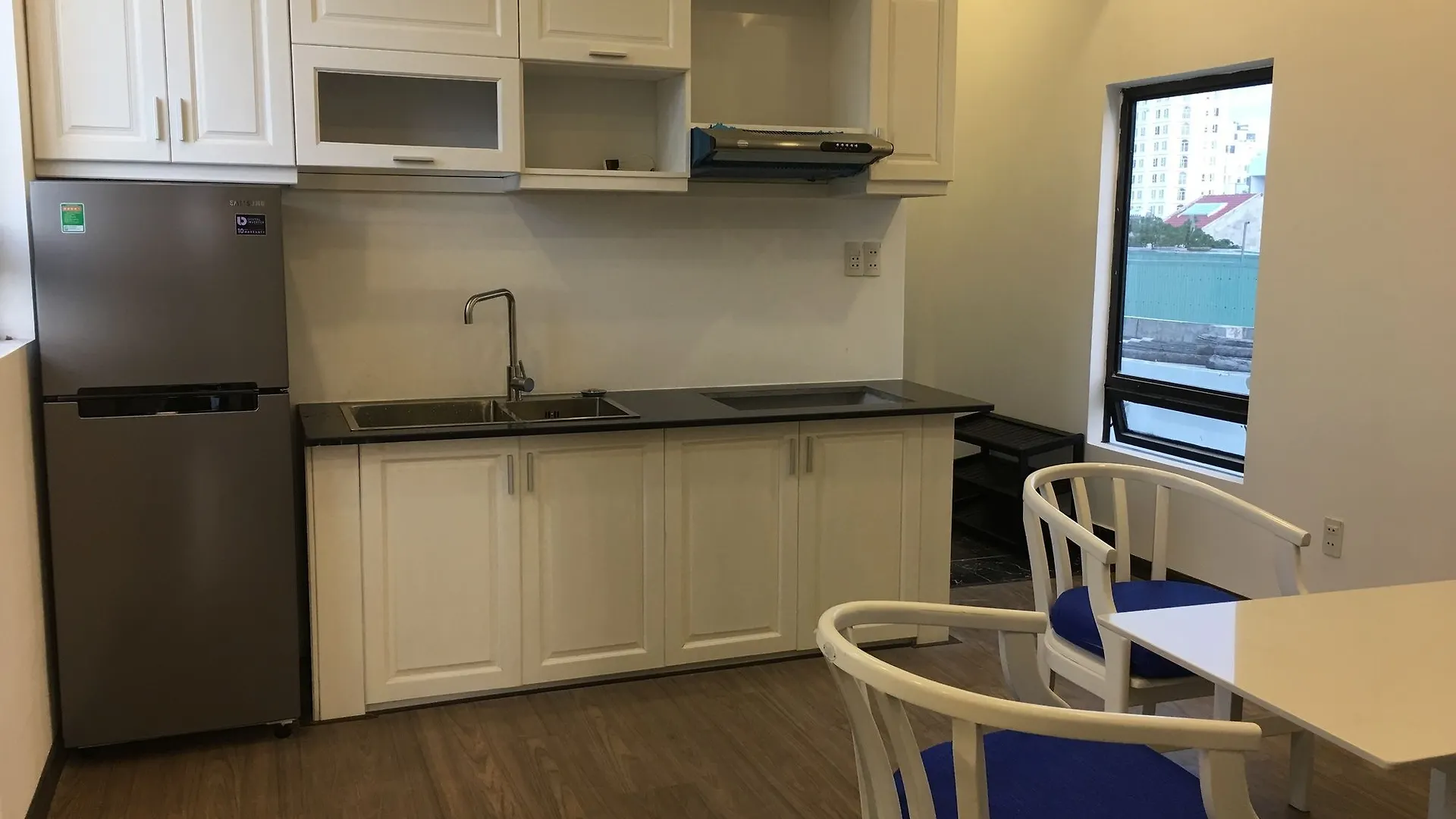 Bella Apartment My Khe Beach Da Nang 2*,  Vietnam