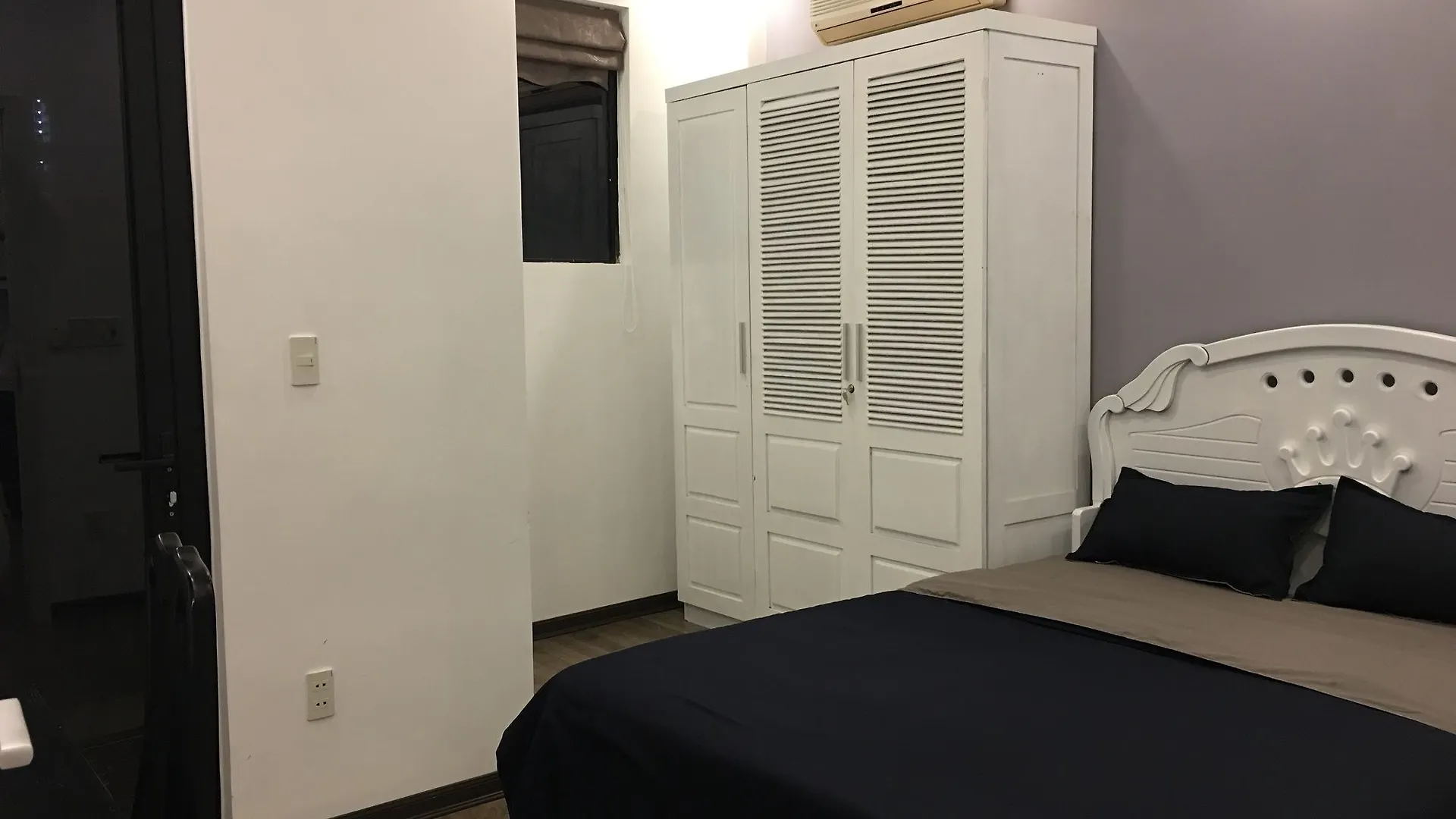 Bella Apartment My Khe Beach Da Nang 2*,